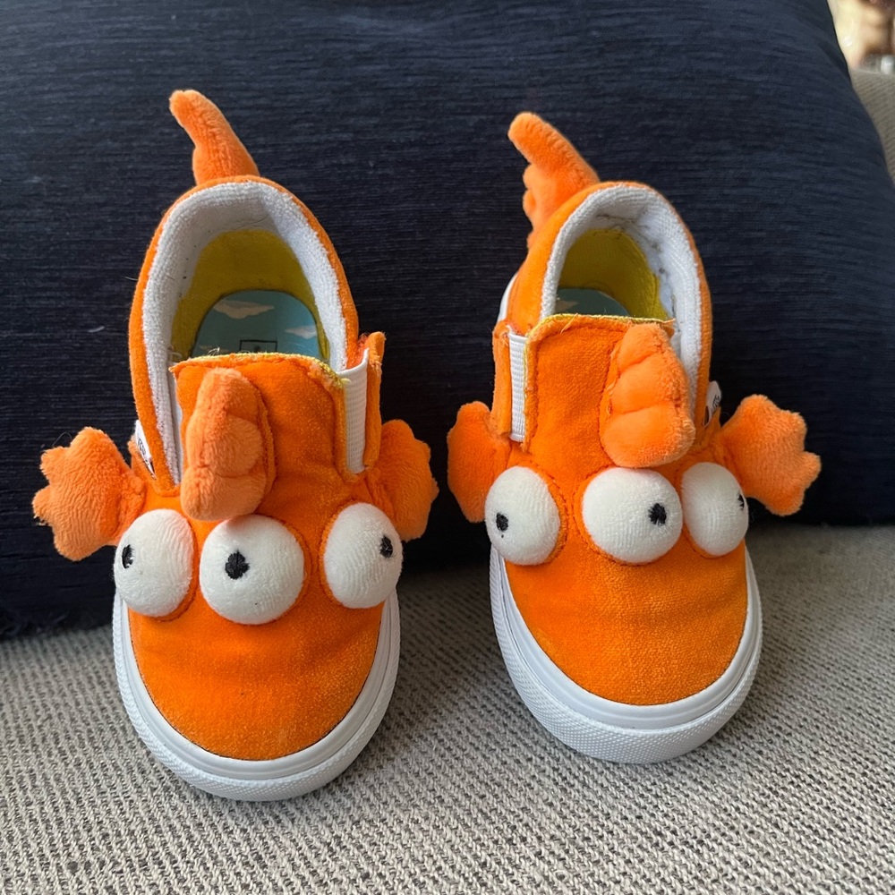 Vans x The Simpsons Blinky nuclear fish shoe toddler size 5c